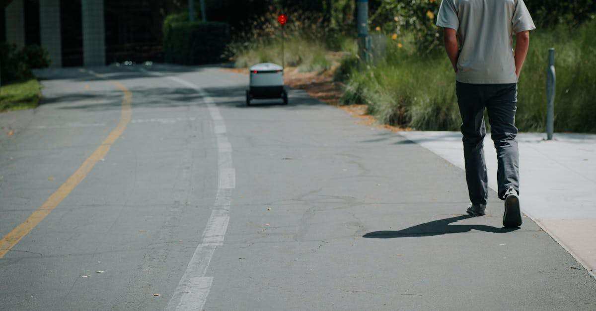 découvrez le monde fascinant des bots : comment ils fonctionnent, leurs applications dans divers secteurs, et leur impact sur notre quotidien. apprenez à créer et à utiliser des bots pour optimiser votre productivité et améliorer vos services.