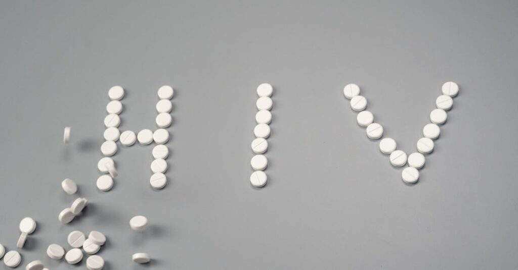 découvrez tout sur les attaques ddos (distributed denial of service) : définition, fonctionnement, enjeux de sécurité et stratégies de prévention pour protéger vos systèmes en ligne.