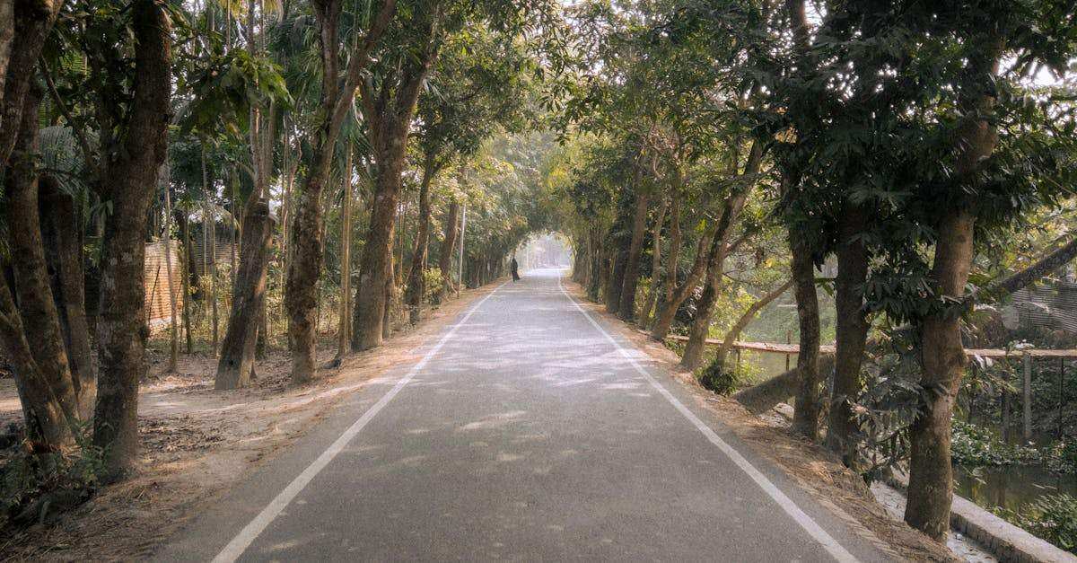 découvrez le protocole ftp (file transfer protocol), une méthode essentielle pour le transfert de fichiers sur internet. apprenez son fonctionnement, ses avantages et comment l'utiliser efficacement pour gérer vos données en toute sécurité.