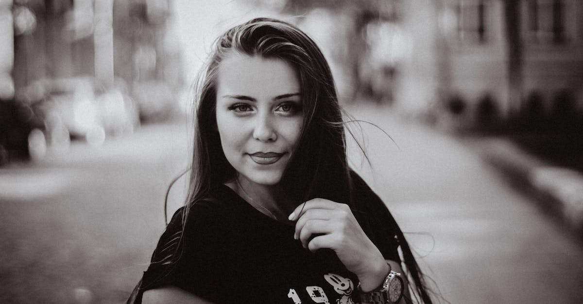 découvrez le modèle osi, une référence essentielle en architecture réseau, permettant de comprendre les différentes couches de communication entre systèmes. explorez ses 7 niveaux et leur rôle dans l'échange de données.