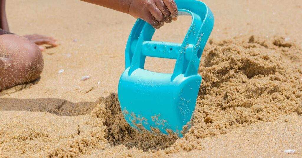 découvrez le concept de sandboxing, une technique de sécurité informatiques qui isole des applications pour protéger le système des malwares et des menaces. apprenez comment le sandboxing renforce la sécurité des données tout en permettant aux utilisateurs d'explorer en toute sécurité des contenus issus de différentes sources.