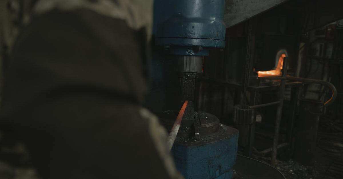 découvrez le smishing, une forme de fraude par sms qui vise à voler vos informations personnelles. apprenez à reconnaître les signes d'une attaque de smishing et protégez-vous contre cette menace croissante.