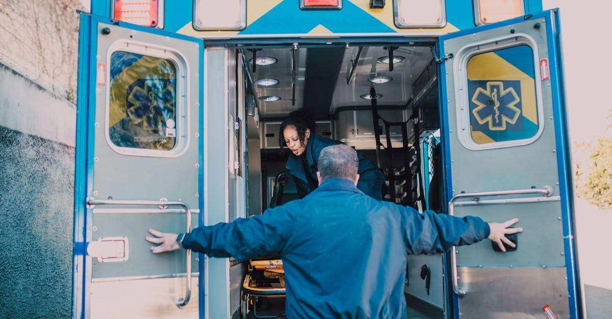 découvrez le managed detection and response : une solution de cybersécurité clé en main pour surveiller, détecter et répondre rapidement aux menaces grâce à une équipe d’experts et des technologies avancées. protégez votre entreprise 24/7.