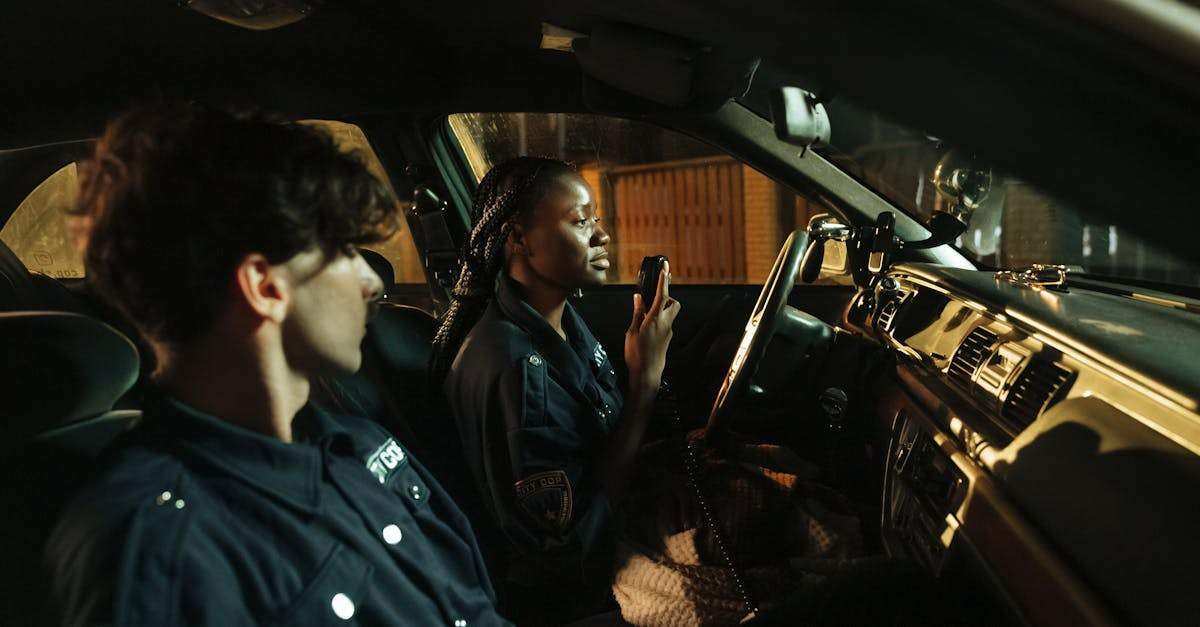 découvrez comment la sécurité shift left intègre des pratiques de sécurité dès les premières étapes du développement logiciel, permettant d’identifier et de corriger les vulnérabilités plus tôt pour des applications plus sûres et efficaces.