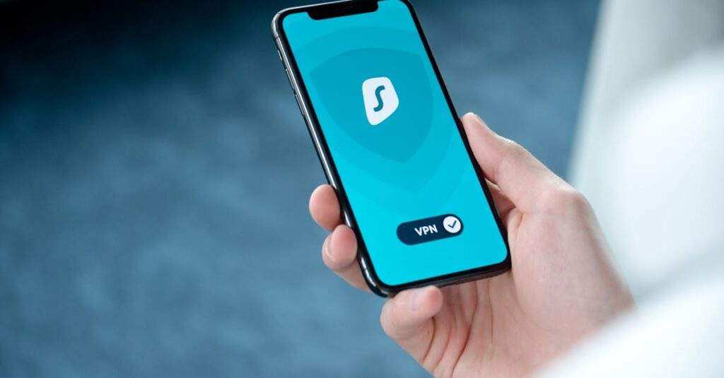 découvrez tout sur le vpn site-à-site : fonctionnement, avantages pour connecter plusieurs réseaux d'entreprise en toute sécurité et étapes pour mettre en place une solution vpn fiable entre sites distants.