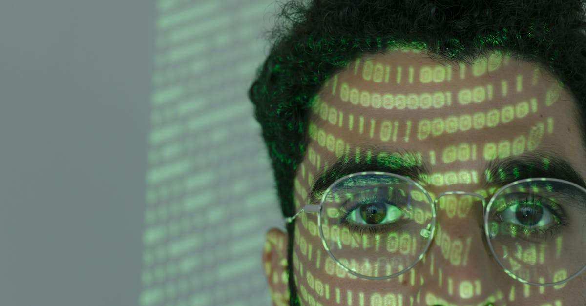 découvrez comment l'intelligence artificielle transforme la cybersécurité : innovations, menaces émergentes et solutions pour renforcer la protection des données face aux cyberattaques.