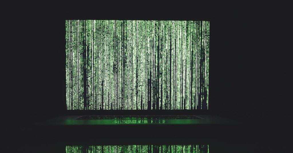 découvrez ce qu'est la cyber-extorsion, les techniques utilisées par les cybercriminels, comment s'en prémunir et réagir face à une menace en ligne pour protéger vos données et votre entreprise.