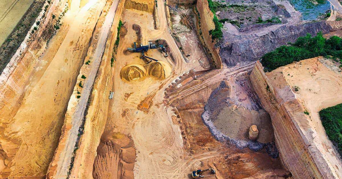 découvrez les différentes significations du terme 'exploit', qu'il s'agisse d'un acte héroïque, d'une prouesse remarquable ou d'une action informatique. définition, exemples et explications.