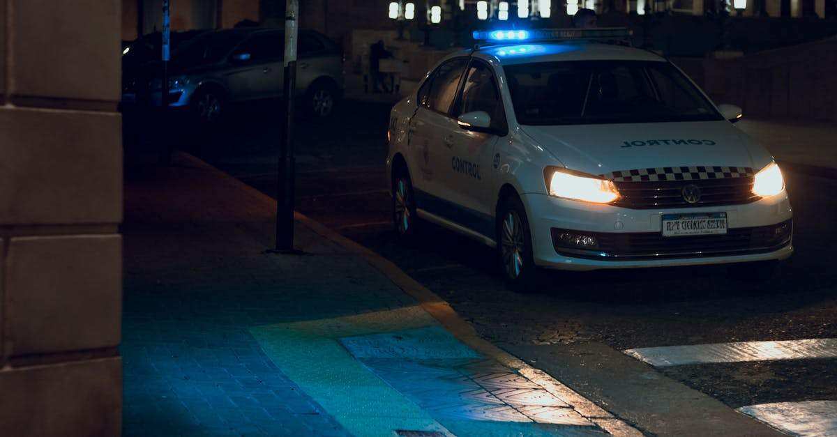 découvrez le security operations center (soc) : son rôle essentiel pour surveiller, détecter et répondre aux incidents de sécurité afin de protéger votre entreprise contre les cybermenaces.