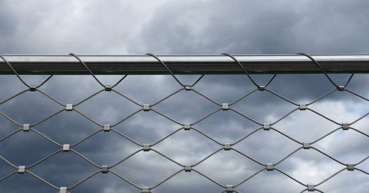 découvrez comment la sécurité du cloud protège vos données et applications contre les cybermenaces. bénéficiez des meilleures pratiques et solutions pour renforcer la protection de votre environnement cloud.