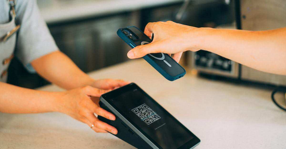 découvrez le security service edge (sse), une solution innovante qui combine sécurité réseau et protection des données dans le cloud pour garantir une défense optimale de votre entreprise contre les menaces numériques.